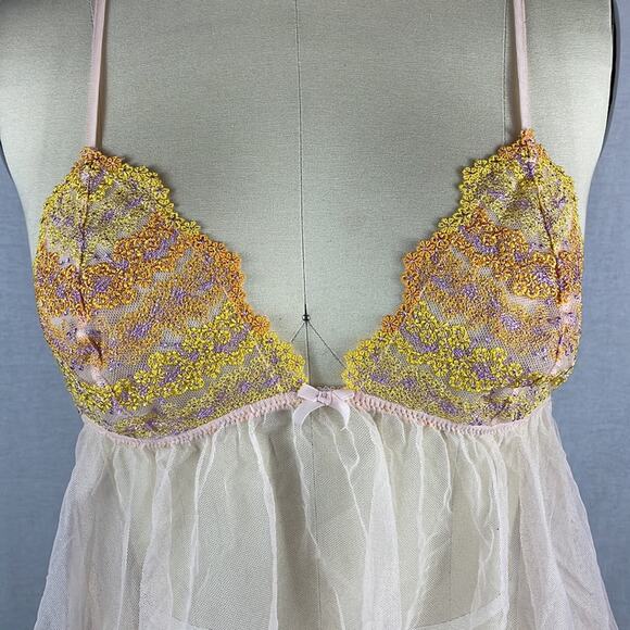 Victoria's Secret Embroidered Floral Lingerie Top - Picture 1 of 8